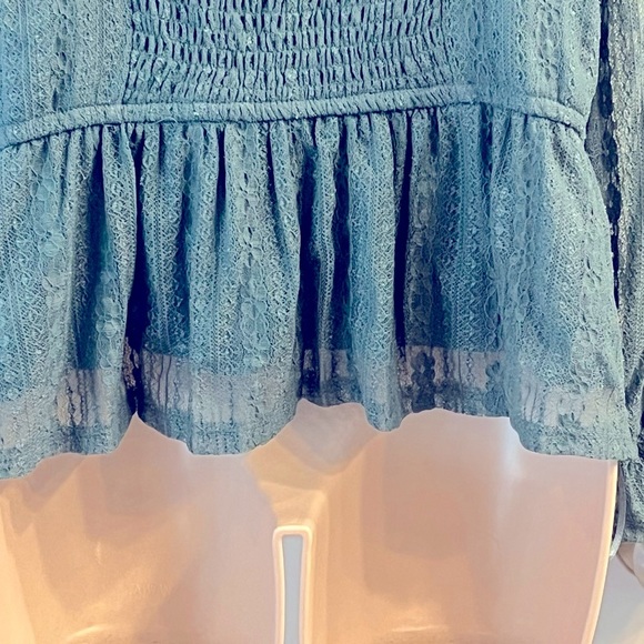 EUC! LC Lauren Conrad Teal Lace puffy sleeve Smocked Peplum Blouse XL - Picture 12 of 15